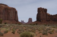 DSC_0065a Monument Valley: Window (no Cars)
